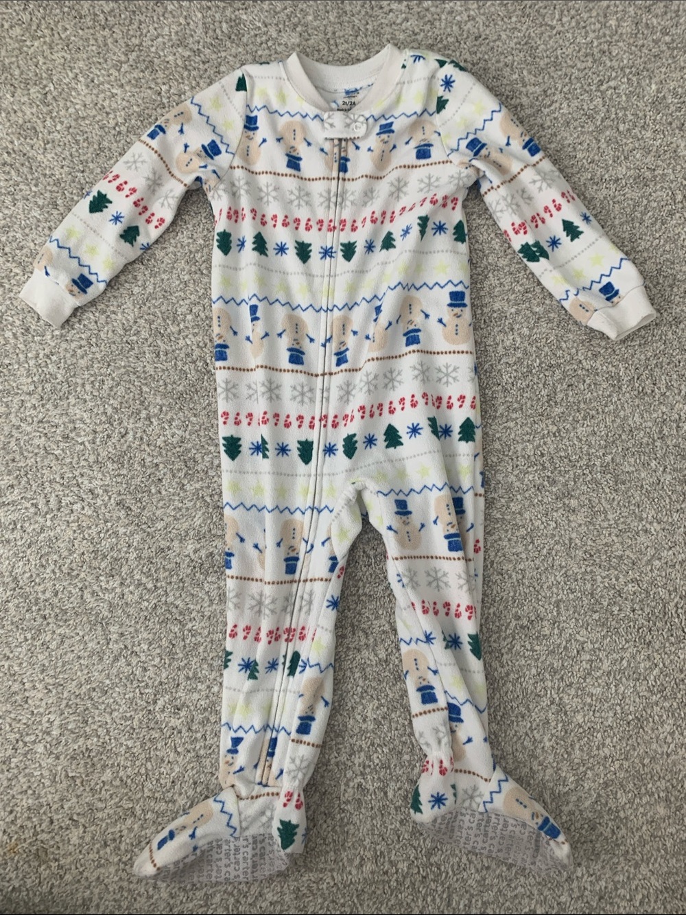 Carter’s Size 2T Fleece footed pajamas green Christmas trees snowman snowflake